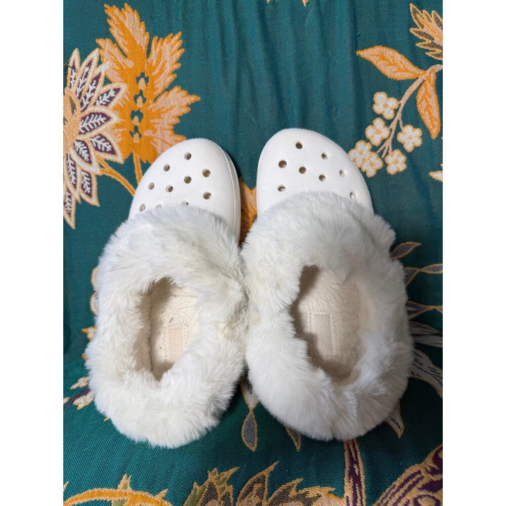 Crocs Mammoth Luxe Lined Clogs White Faux Furry Womens SZ‎ 7 Mules Slip On